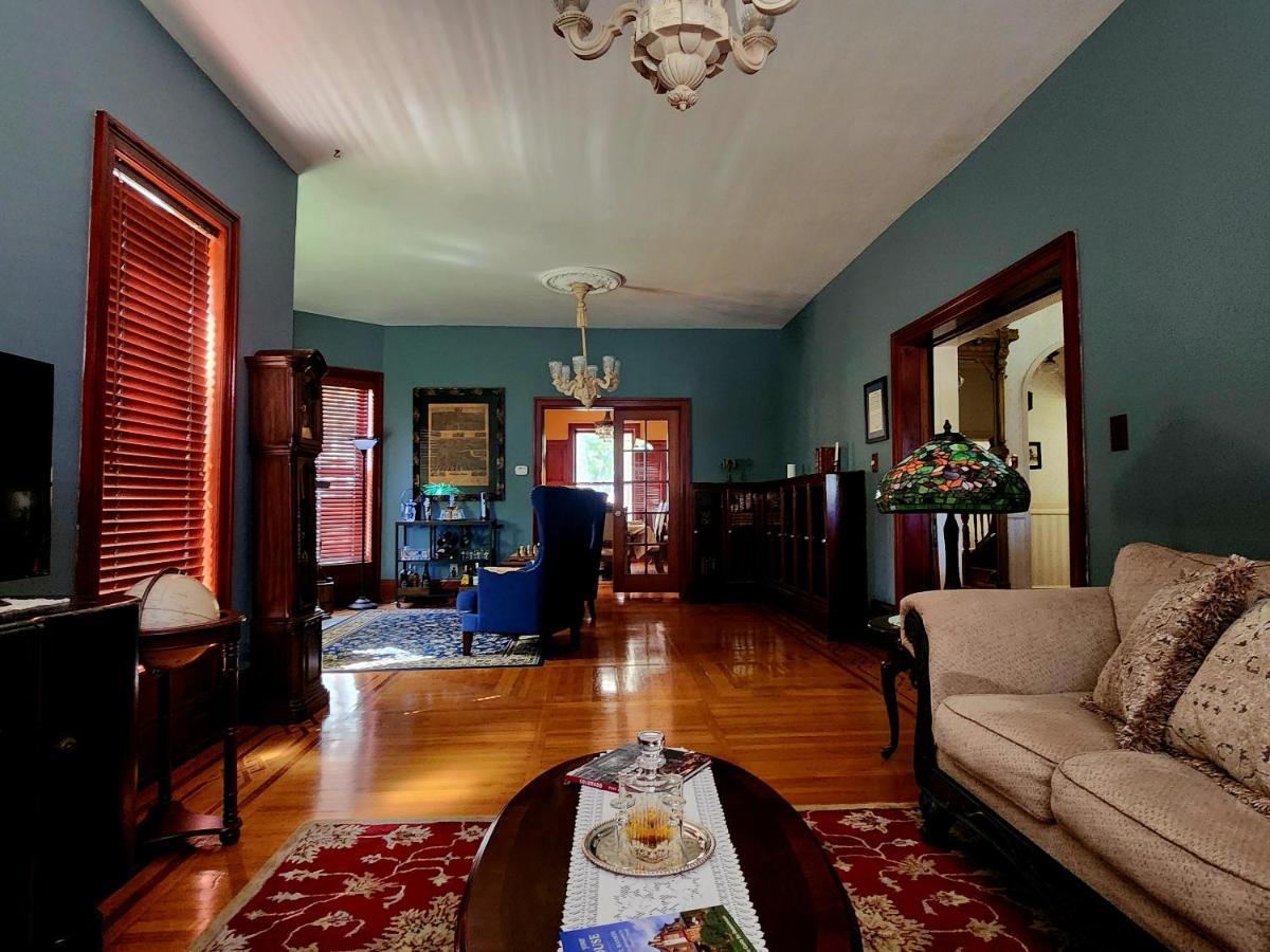 Downen House Bed & Breakfast Pueblo Kültér fotó