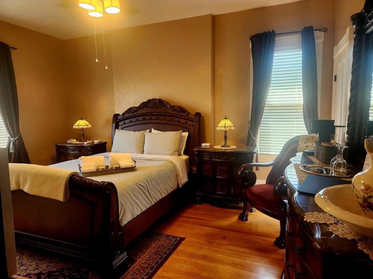 Downen House Bed & Breakfast Pueblo Kültér fotó