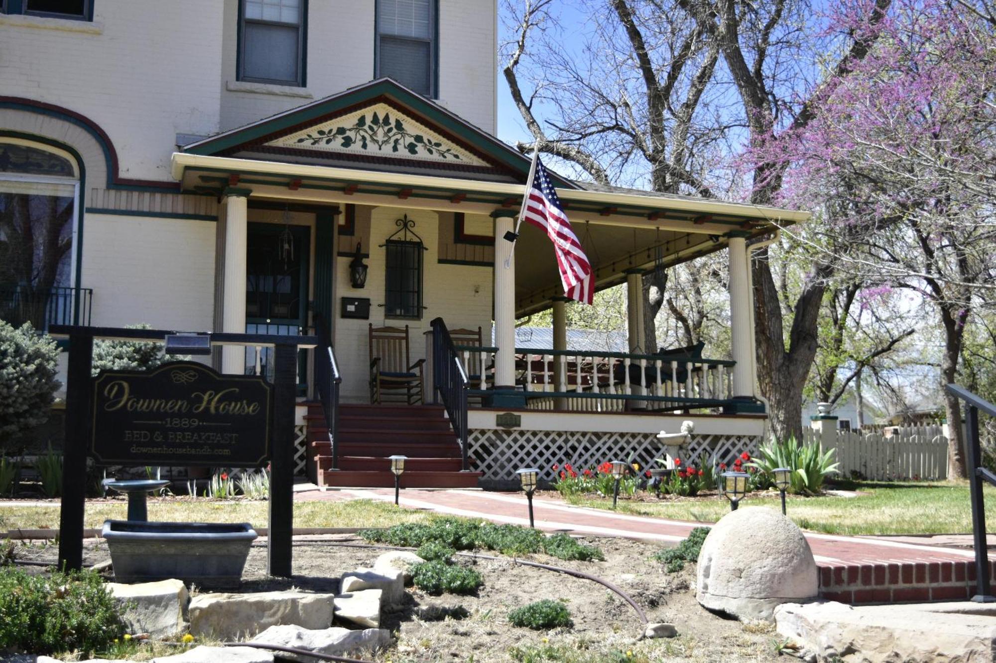 Downen House Bed & Breakfast Pueblo Kültér fotó